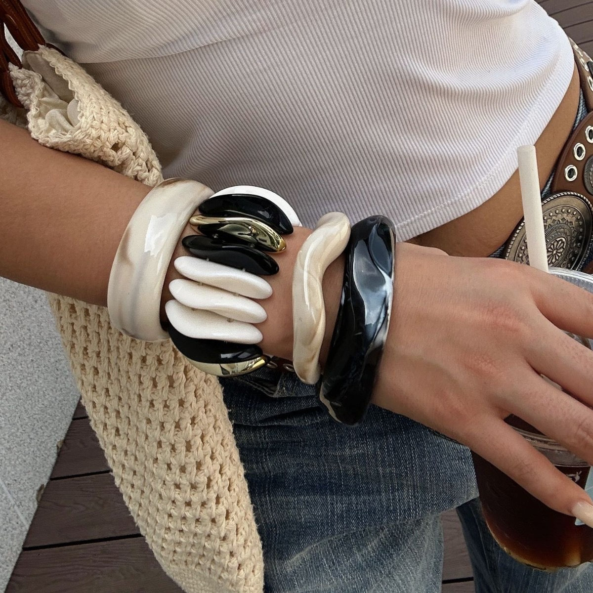 LOT DE 4 BRACELETS ANYS