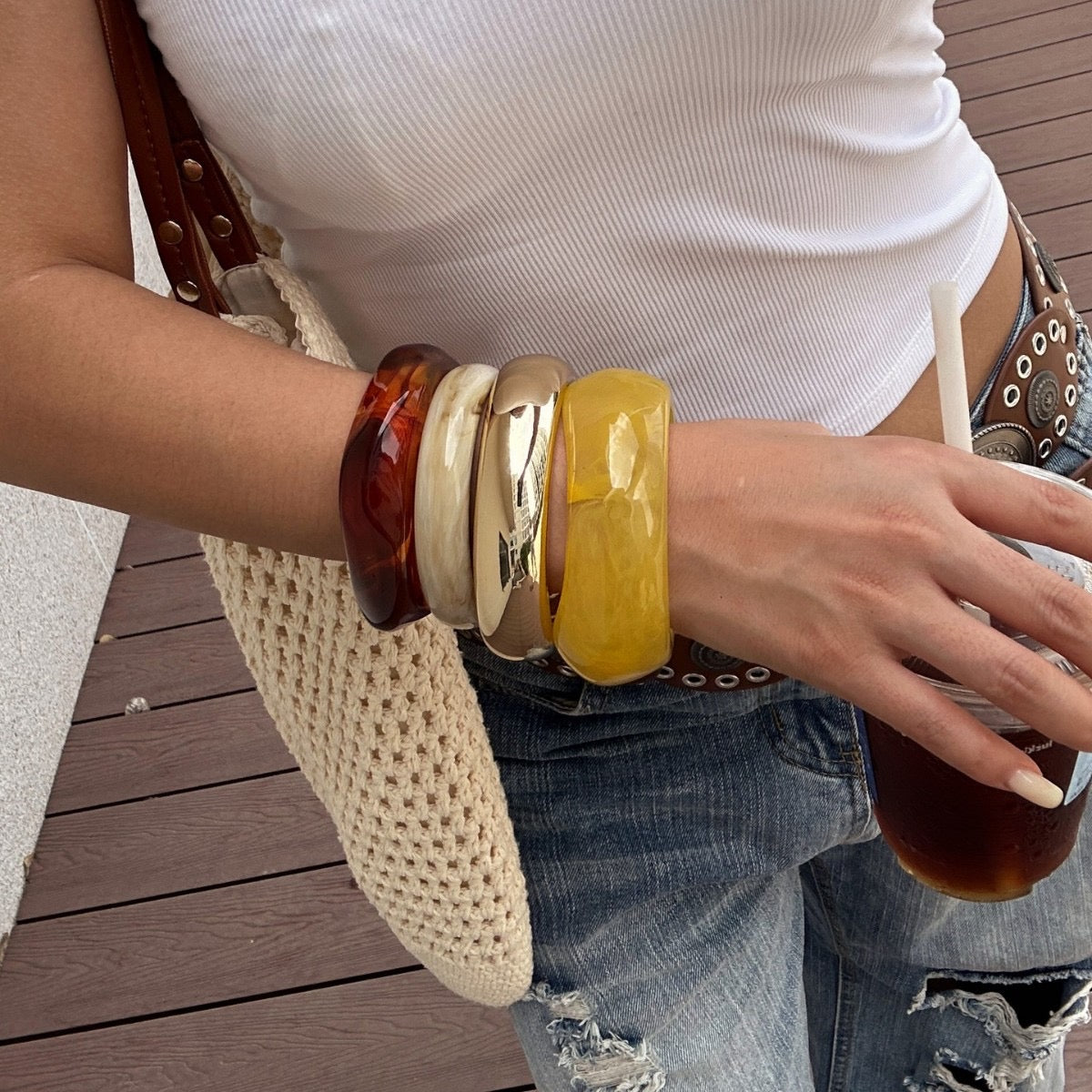 LOT 4 BRACELETS ARTYS