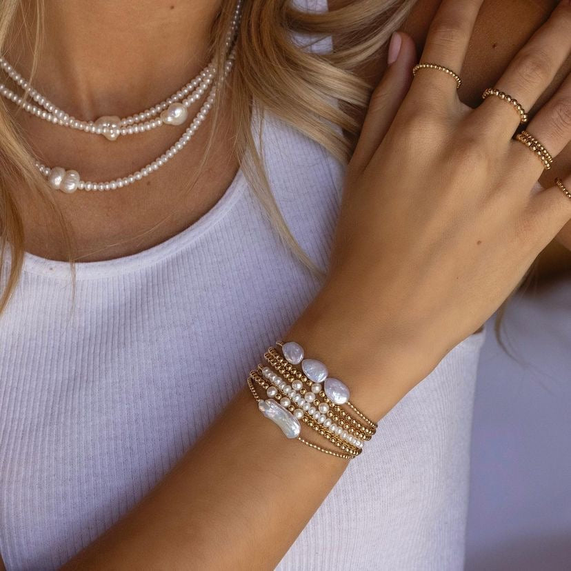 LOT DE BRACELETS MARYS