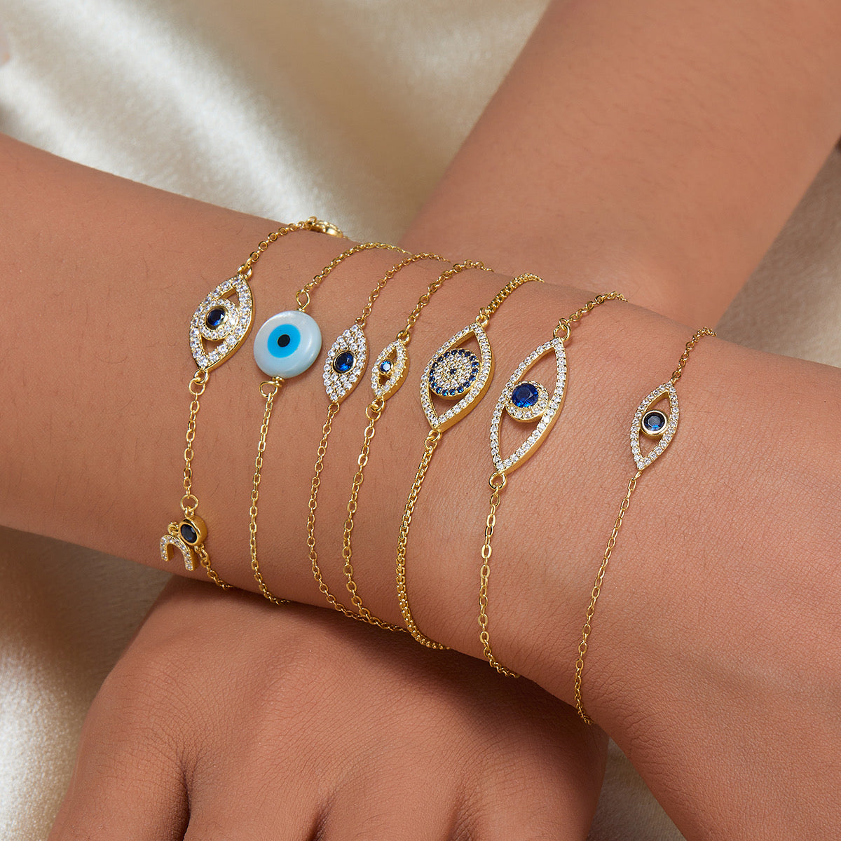 LOT DE BRACELETS FATMA