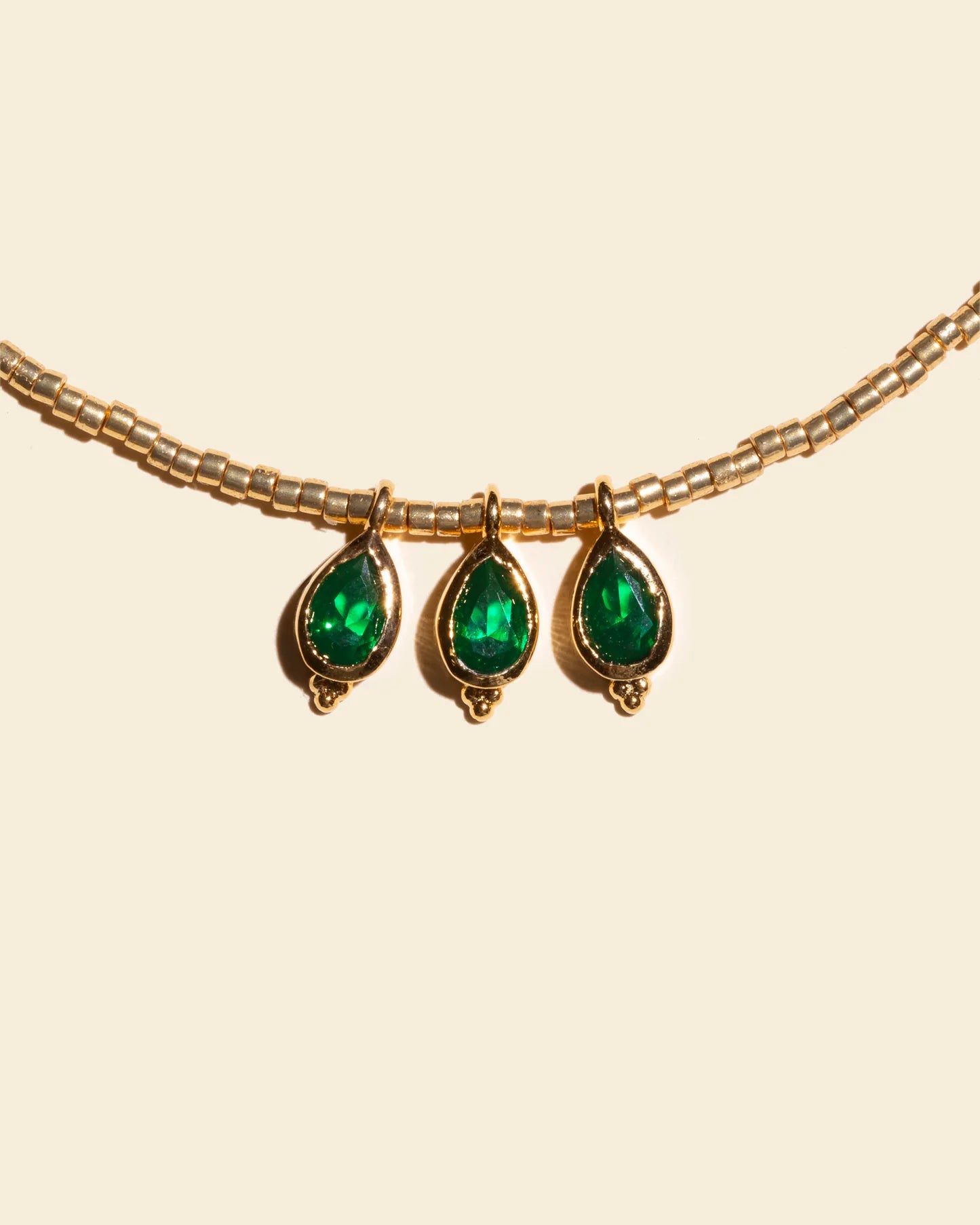 Collier ras du coup IRIS